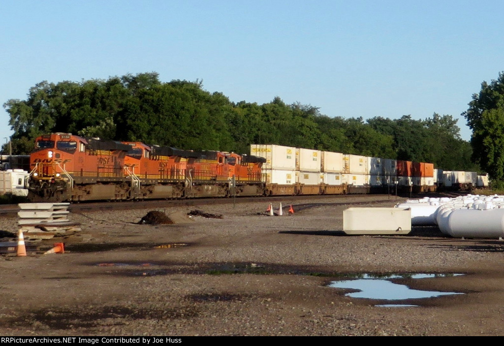 BNSF 6154 East